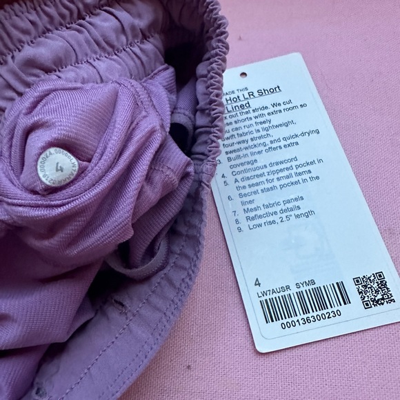 lululemon hotty hot short - Picture 4 of 4